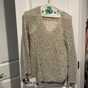 All netted back sweater